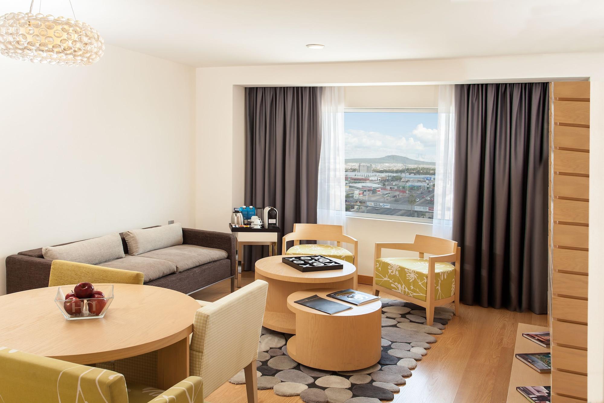 Nh Hotel Querétaro